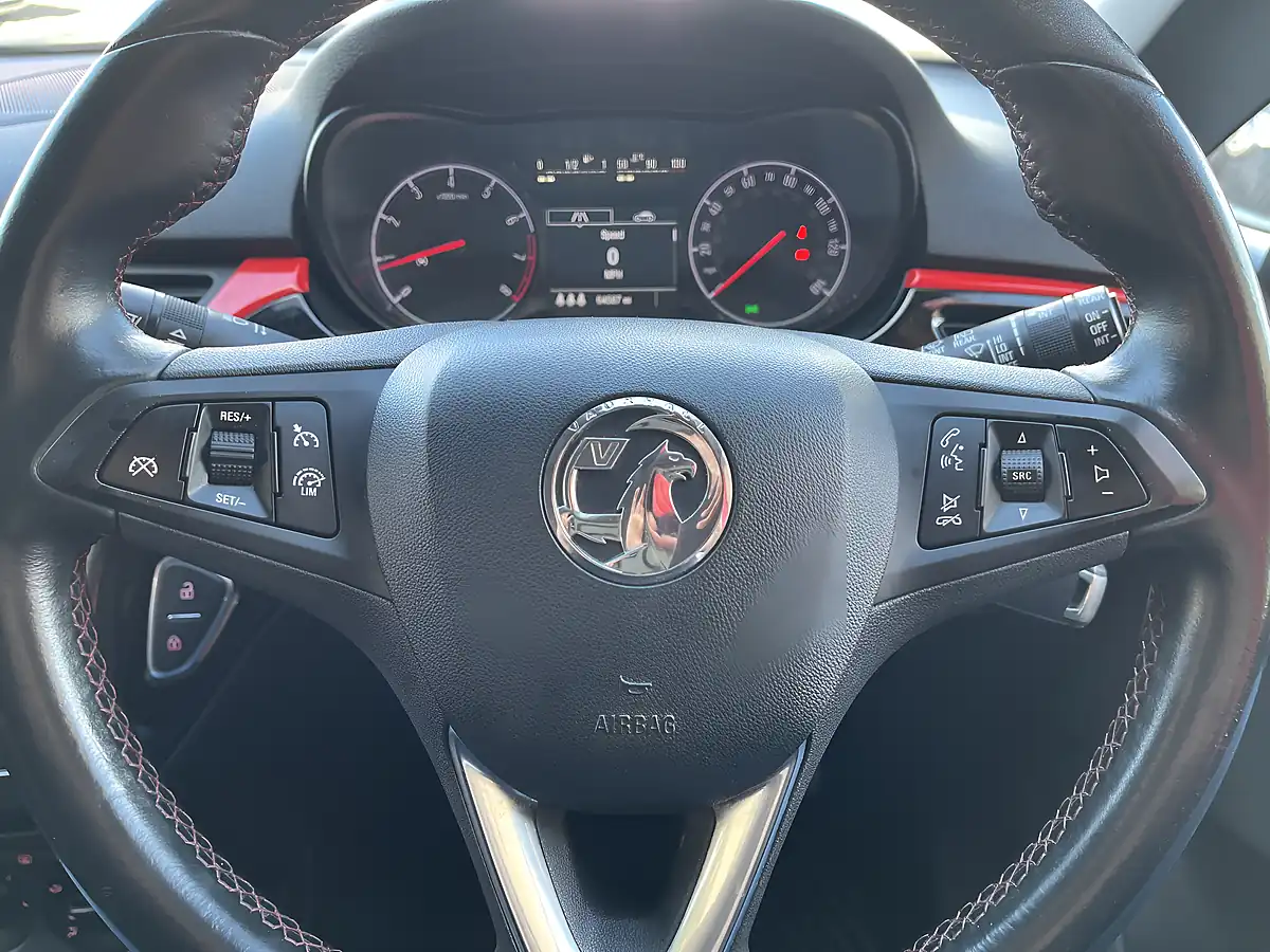 Used 2016 Vauxhall Corsa Sri White - Interior and Exterior details 14