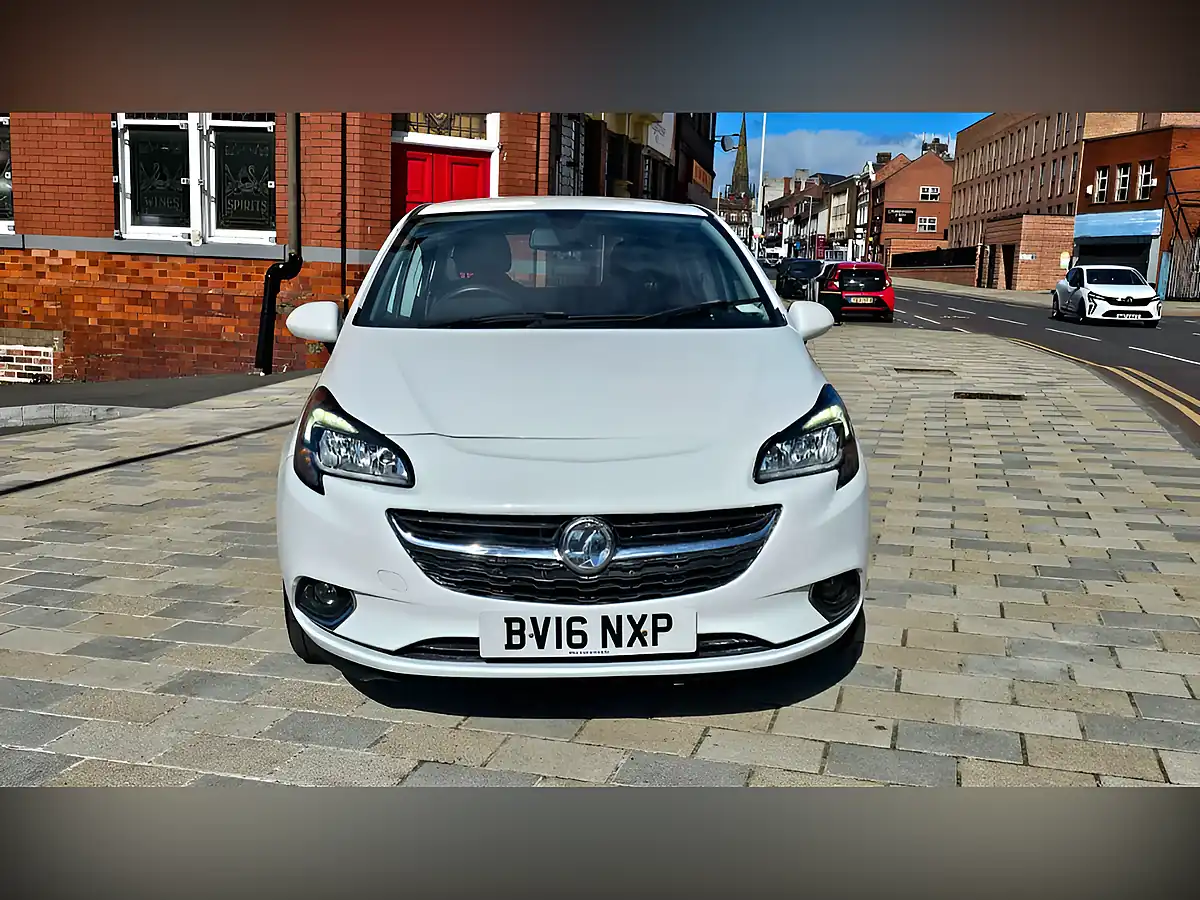 Used 2016 Vauxhall Corsa Sri White - Interior and Exterior details 8