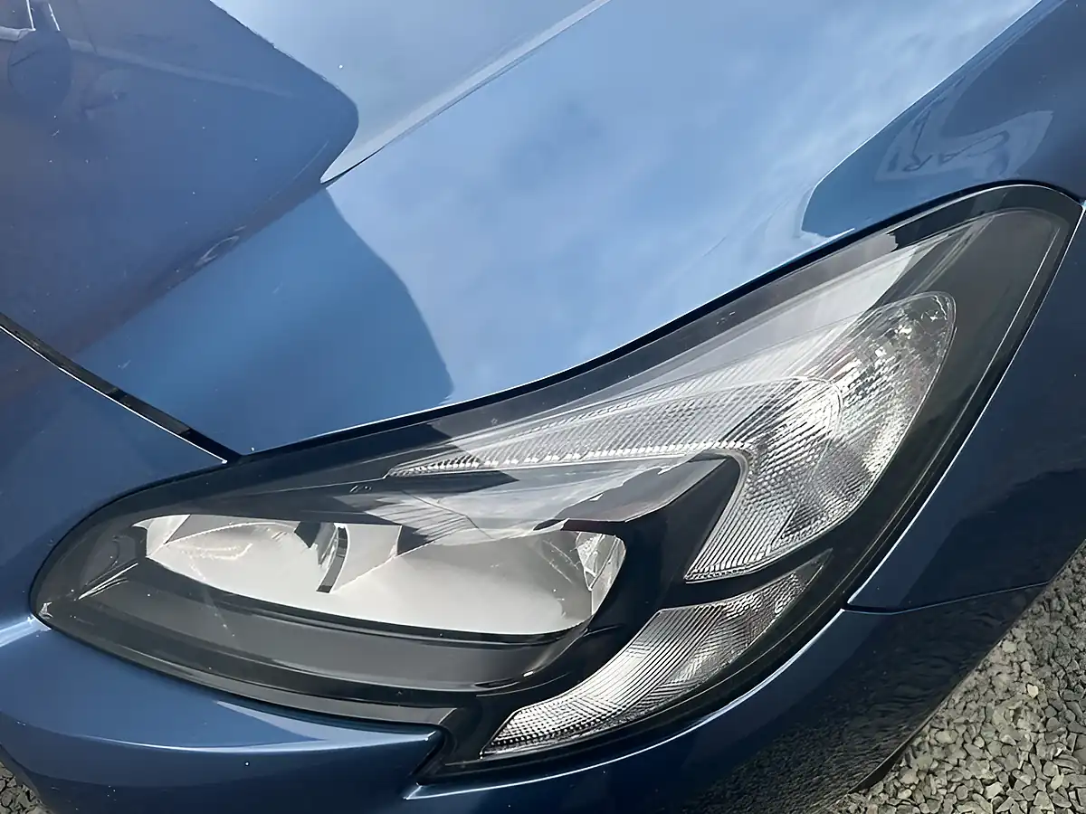 Used 2016 Vauxhall Corsa Sting Blue - Interior and Exterior details 9