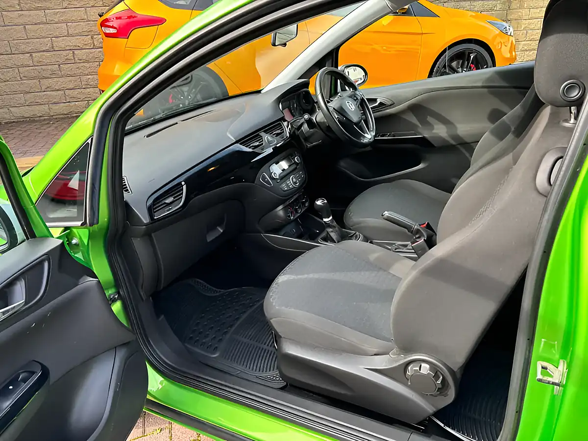 Used 2016 Vauxhall Corsa Sting Green - Interior and Exterior details 12