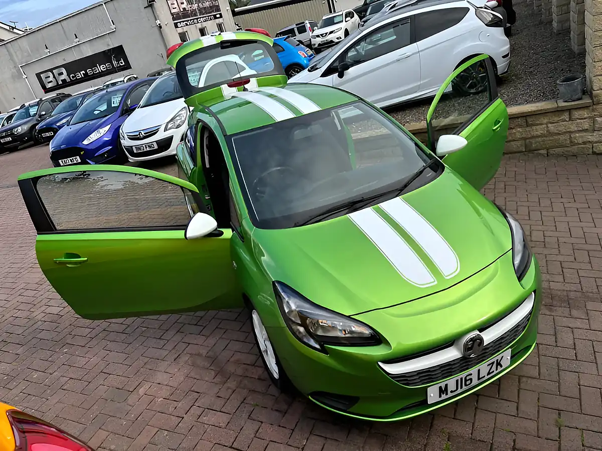 Used 2016 Vauxhall Corsa Sting Green - Interior and Exterior details 18