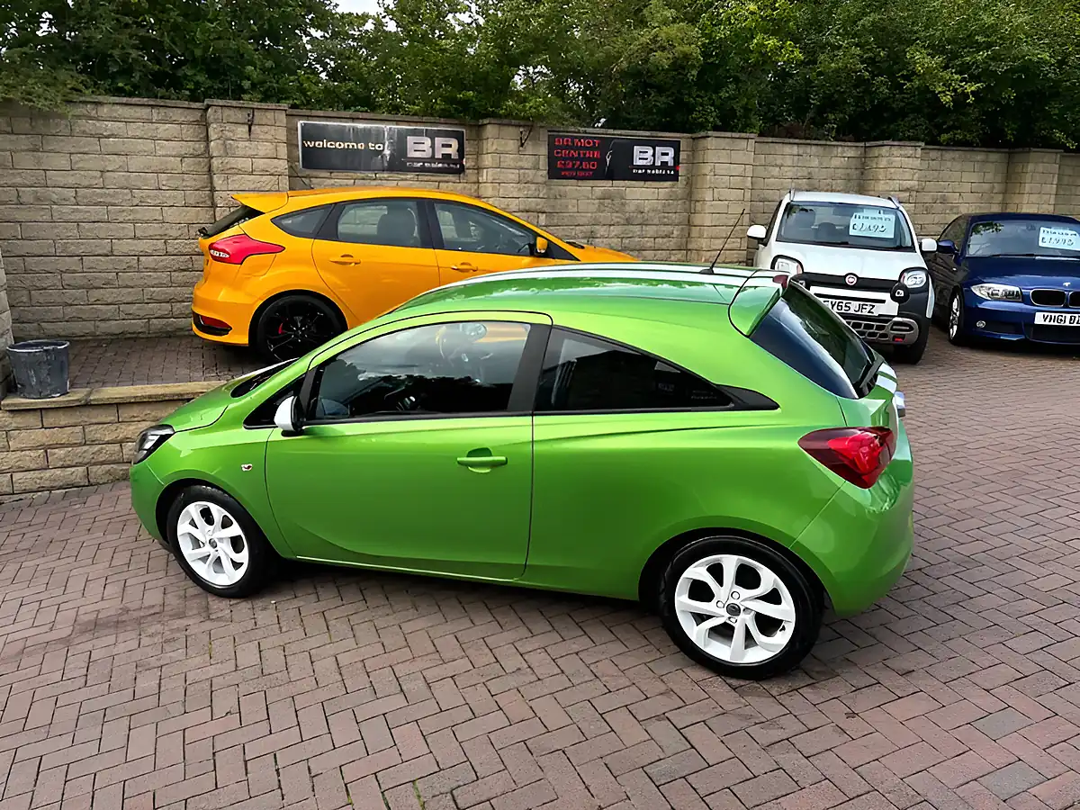 Used 2016 Vauxhall Corsa Sting Green - Interior and Exterior details 7