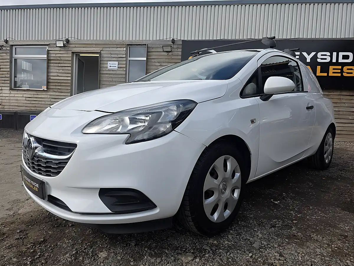 Used 2016 Vauxhall Corsa Van Ecoflex White - Interior and Exterior details 4