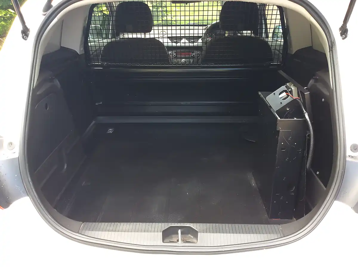 Used 2016 Vauxhall Corsa Van White - Interior and Exterior details 12