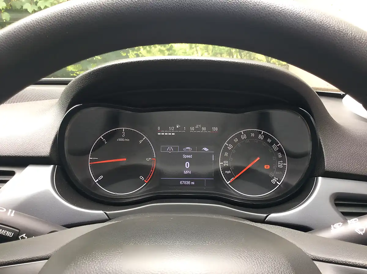 Used 2016 Vauxhall Corsa Van White - Interior and Exterior details 9