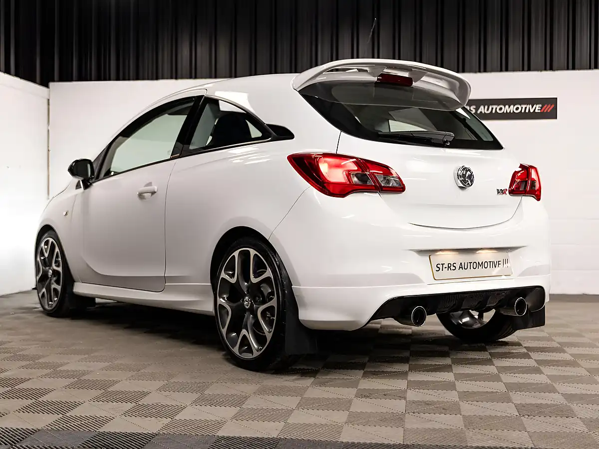 Used 2016 Vauxhall Corsa Vxr White - Interior and Exterior details 7