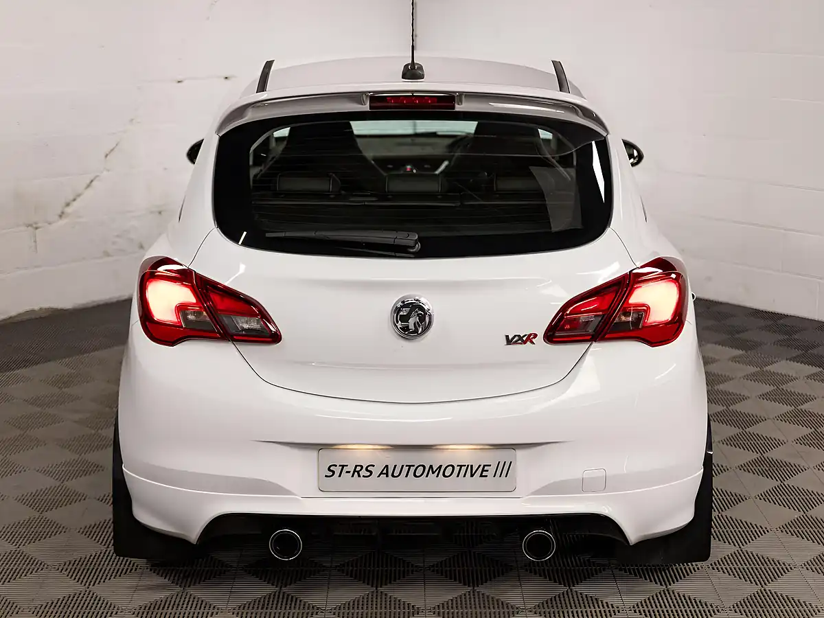Used 2016 Vauxhall Corsa Vxr White - Interior and Exterior details 9