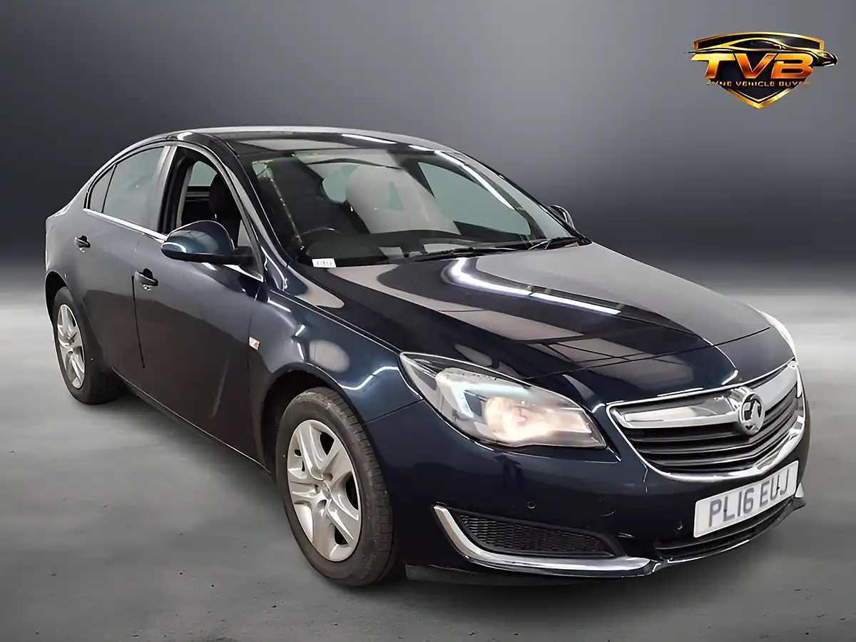 Used 2016 Vauxhall Insignia Design Nav Aurum Green - Front View