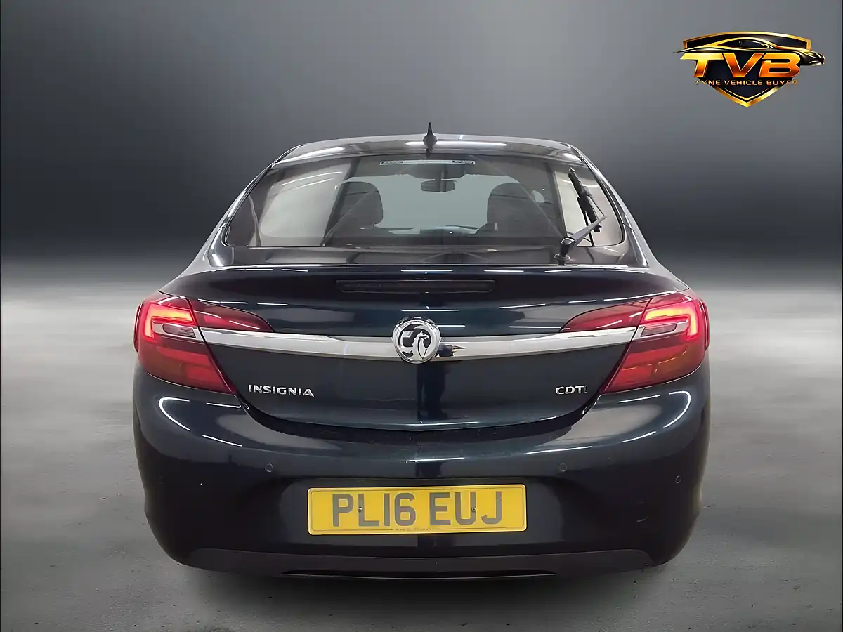 Used 2016 Vauxhall Insignia Design Nav Aurum Green - Interior and Exterior details 19