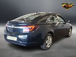 Used 2016 Vauxhall Insignia Design Nav Aurum Green - Interior and Exterior details 8