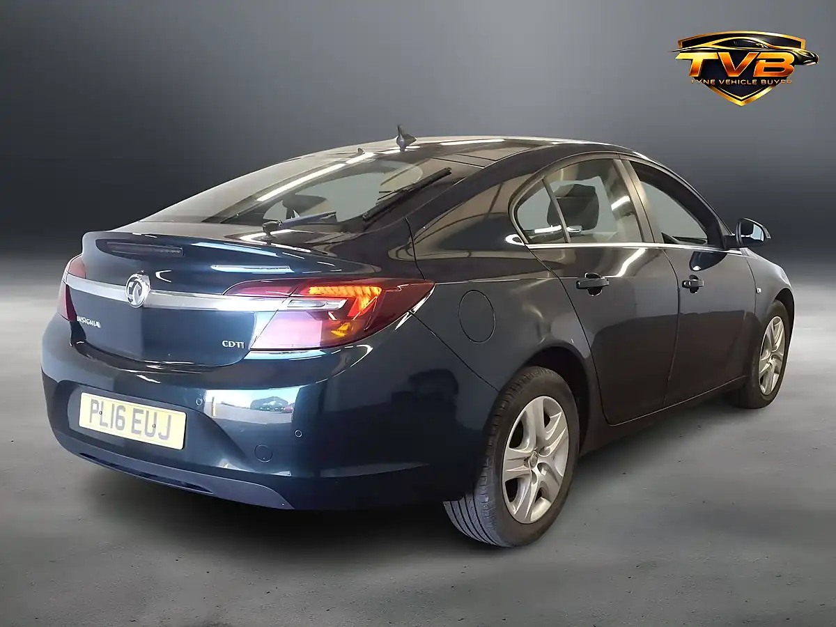 Used 2016 Vauxhall Insignia Design Nav Aurum Green - Interior and Exterior details 8