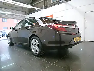 Used 2016 Vauxhall Insignia Design Nav Brown - Interior and Exterior details 10
