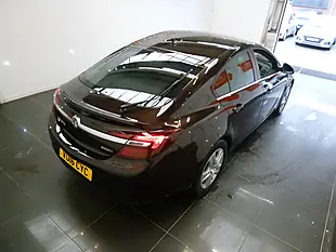 Used 2016 Vauxhall Insignia Design Nav Brown - Interior and Exterior details 20