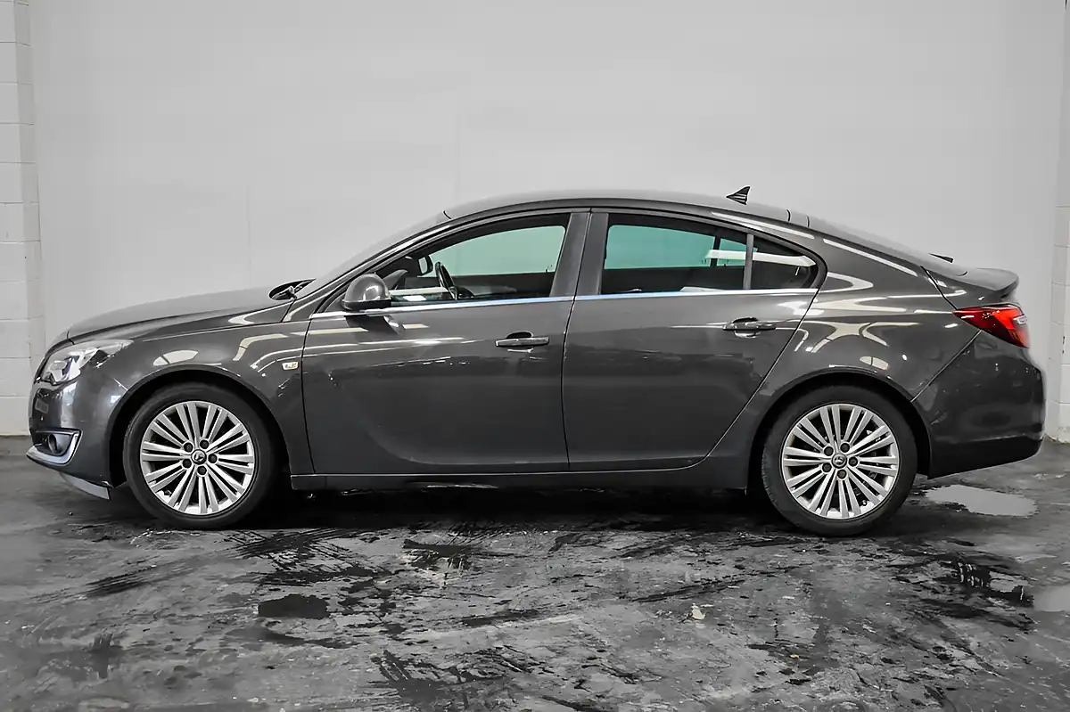 Used 2016 Vauxhall Insignia Design Nav Grey - Interior and Exterior details 2