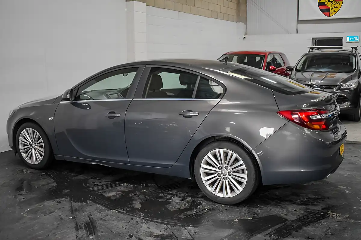 Used 2016 Vauxhall Insignia Design Nav Grey - Interior and Exterior details 8