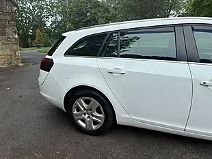 Used 2016 Vauxhall Insignia Design Nav White - Interior and Exterior details 19