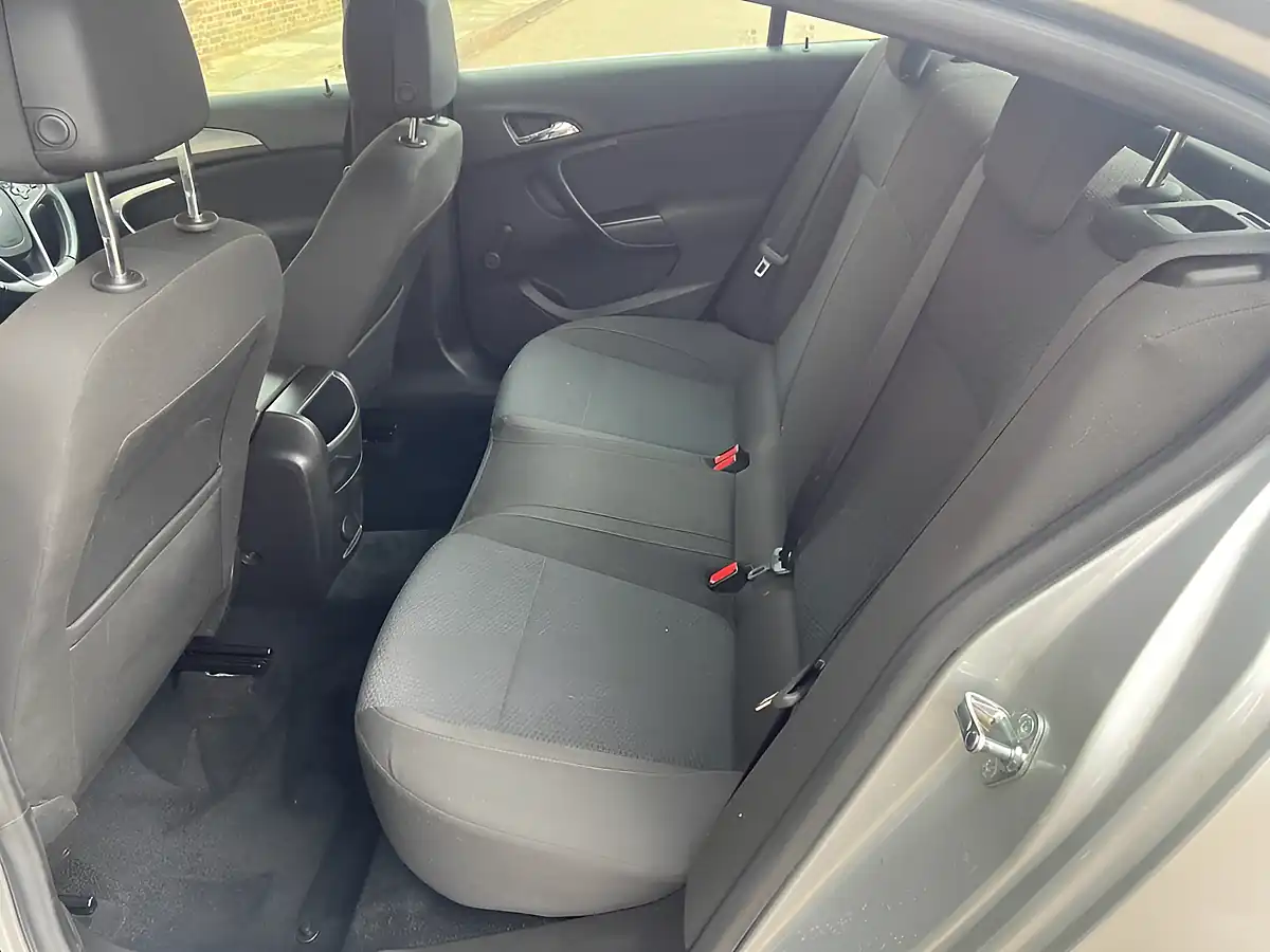 Used 2016 Vauxhall Insignia Design Silver - Interior and Exterior details 16