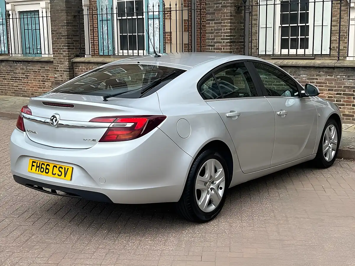 Used 2016 Vauxhall Insignia Design Silver - Interior and Exterior details 19