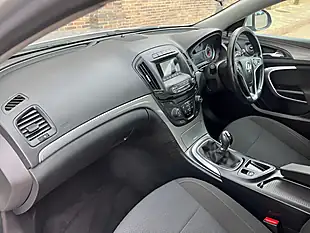 Used 2016 Vauxhall Insignia Design Silver - Interior and Exterior details 8