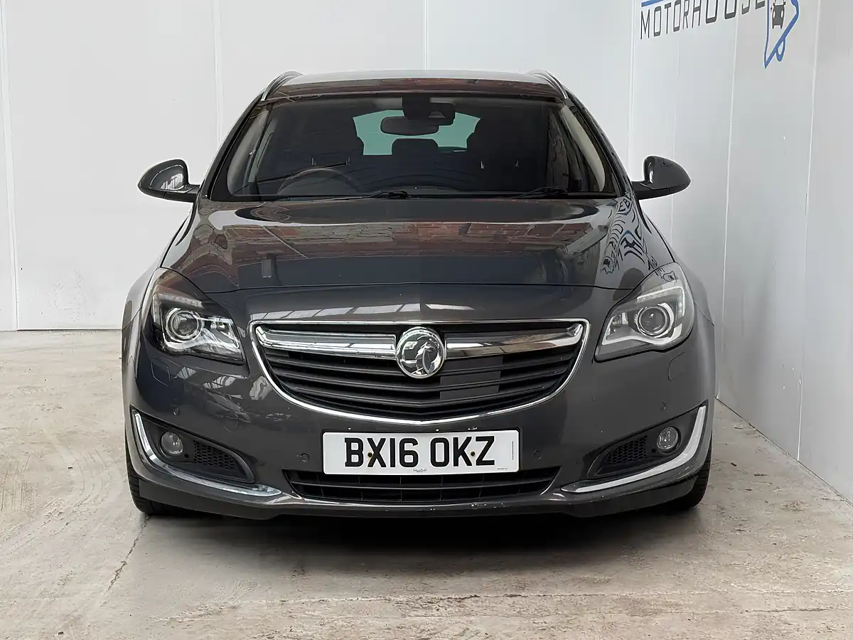 Used 2016 Vauxhall Insignia Elite Nav Sports Tourer Asteroid Grey - Interior and Exterior details 2