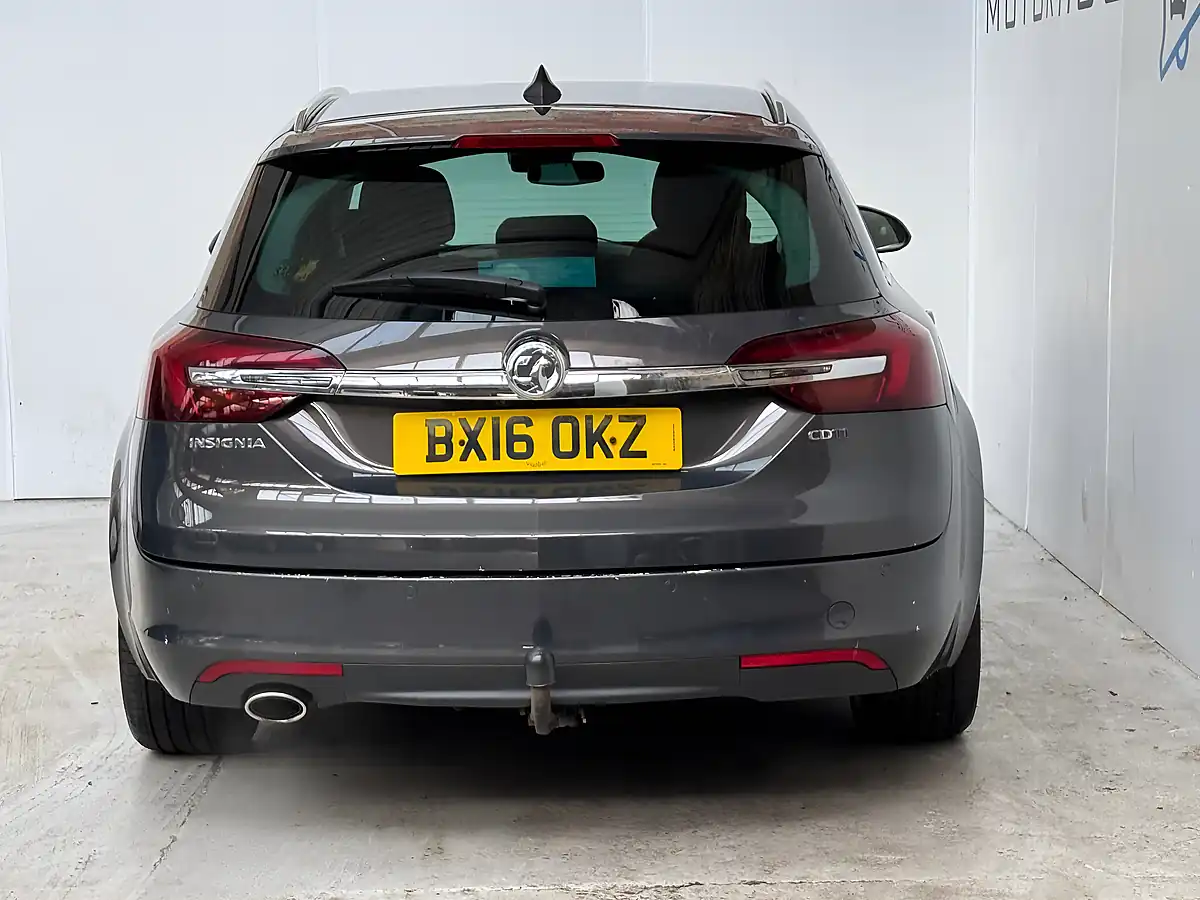 Used 2016 Vauxhall Insignia Elite Nav Sports Tourer Asteroid Grey - Interior and Exterior details 5