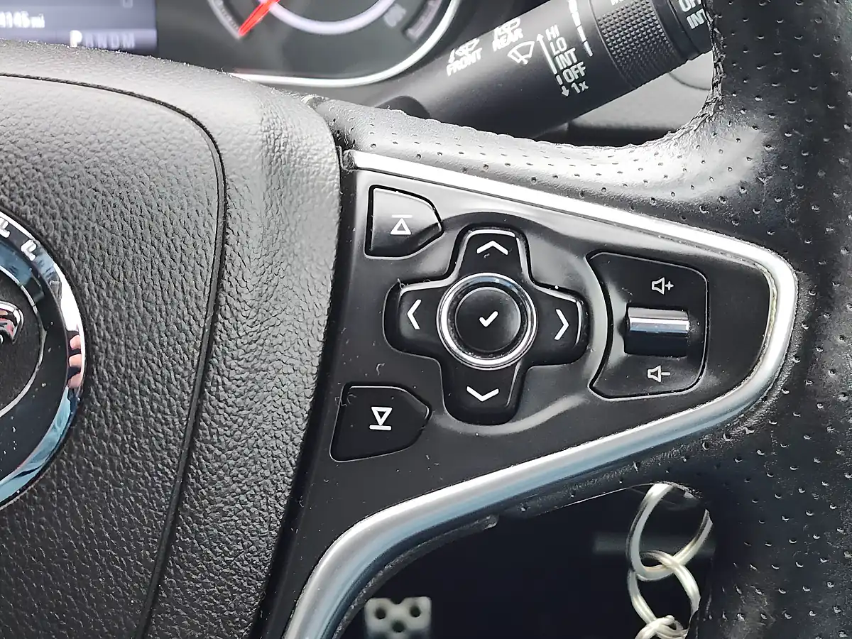 Used 2016 Vauxhall Insignia Sri Nav Black - Interior and Exterior details 15