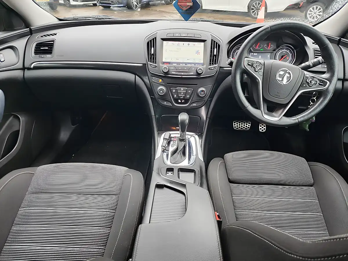 Used 2016 Vauxhall Insignia Sri Nav Black - Interior and Exterior details 7