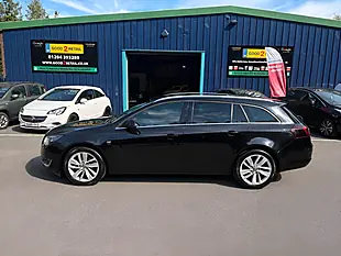 Used 2016 Vauxhall Insignia Sri Nav Black - Interior and Exterior details 9