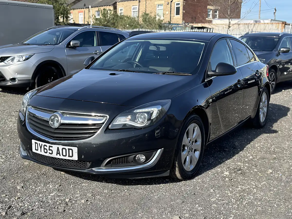 Used 2016 Vauxhall Insignia Sri Nav Black - Interior and Exterior details 3
