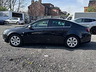 Used 2016 Vauxhall Insignia Sri Nav Black - Interior and Exterior details 4