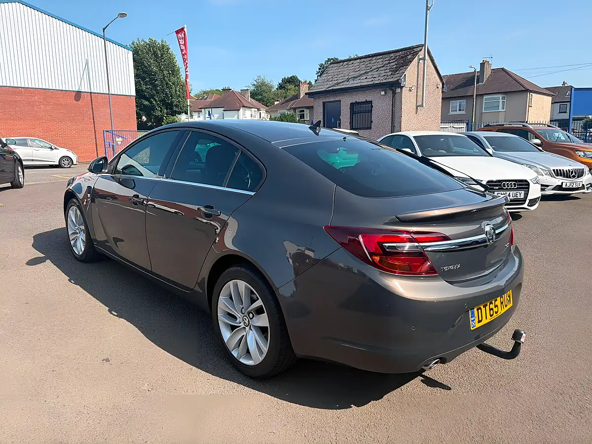 Used 2016 Vauxhall Insignia Sri Nav Grey - Interior and Exterior details 3
