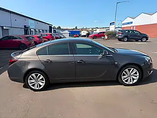 Used 2016 Vauxhall Insignia Sri Nav Grey - Interior and Exterior details 8