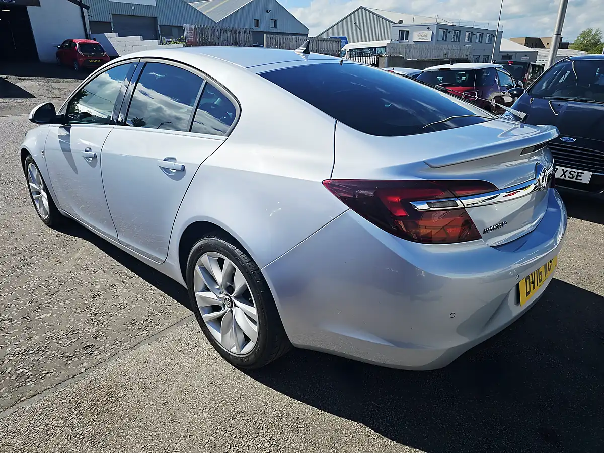 Used 2016 Vauxhall Insignia Sri Nav Silver - Interior and Exterior details 5