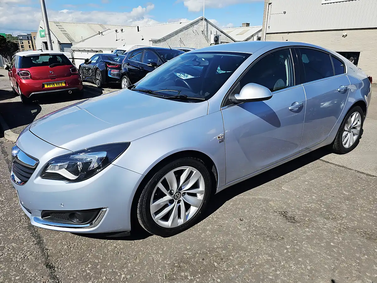 Used 2016 Vauxhall Insignia Sri Nav Silver - Interior and Exterior details 6