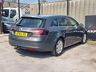 Used 2016 Vauxhall Insignia Sri Nav Sports Tourer Grey - Interior and Exterior details 8