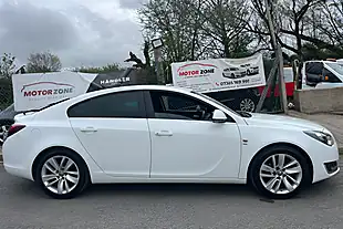 Used 2016 Vauxhall Insignia Sri Nav White - Interior and Exterior details 5