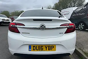 Used 2016 Vauxhall Insignia Sri Nav White - Interior and Exterior details 9