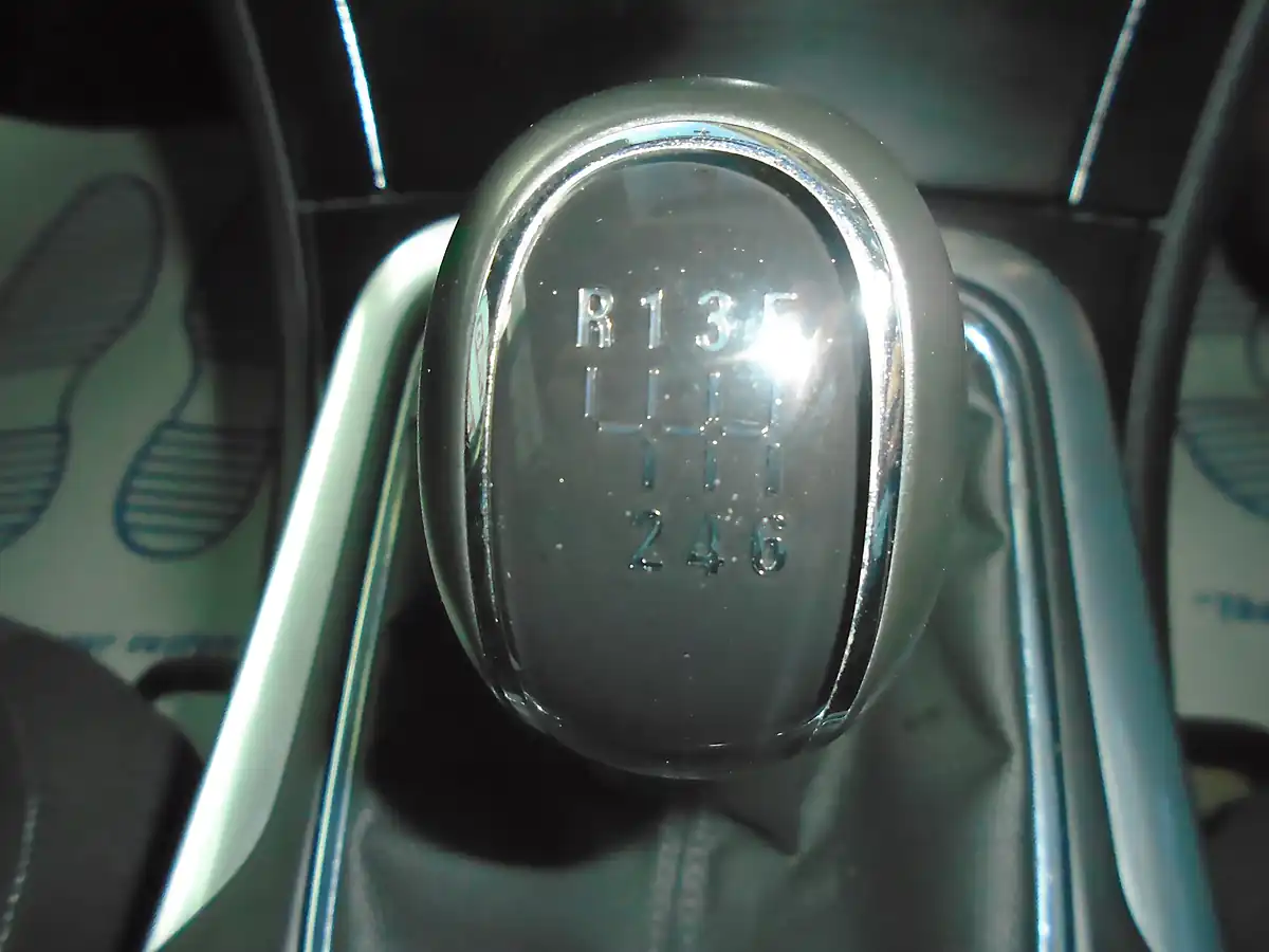 Used 2016 Vauxhall Insignia Sri Nav White - Interior and Exterior details 10
