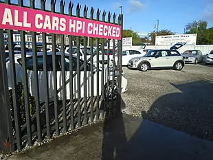 Used 2016 Vauxhall Insignia Sri Nav White - Interior and Exterior details 20