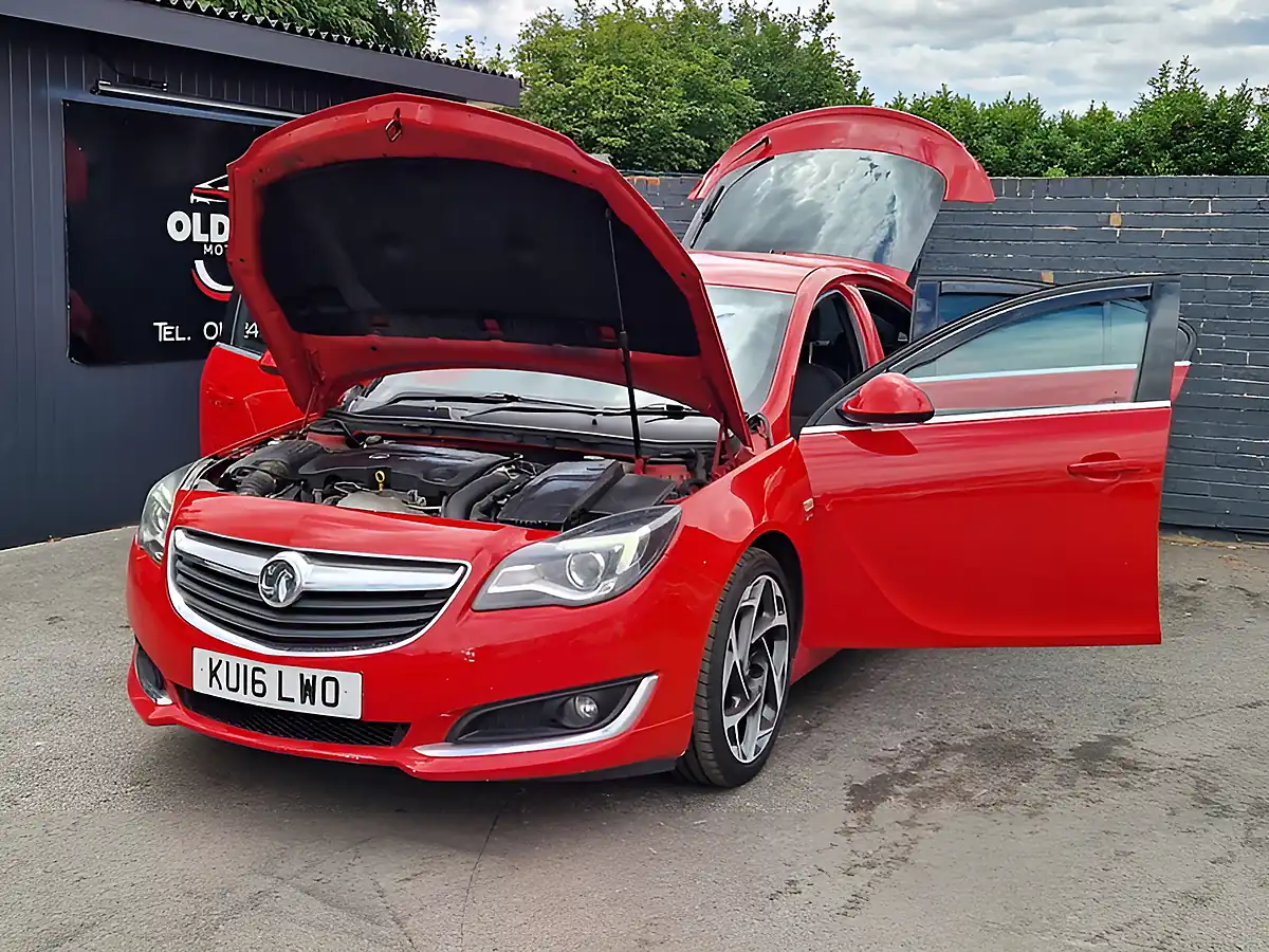 Used 2016 Vauxhall Insignia Sri Vx Line Nav Red - Interior and Exterior details 10
