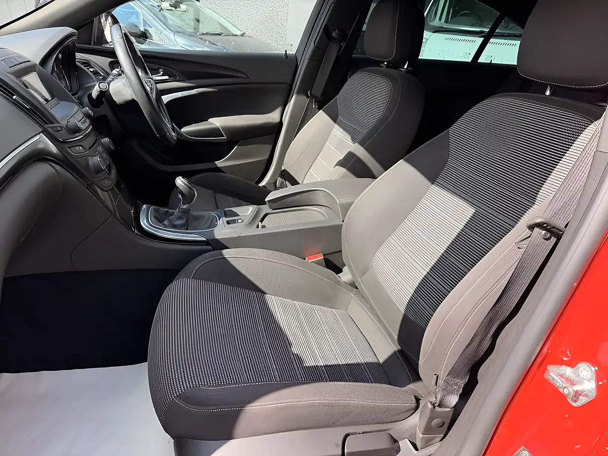 Used 2016 Vauxhall Insignia Sri Vx Line Red - Interior and Exterior details 12