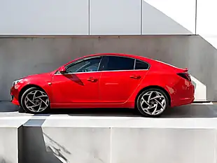 Used 2016 Vauxhall Insignia Sri Vx Line Red - Interior and Exterior details 3