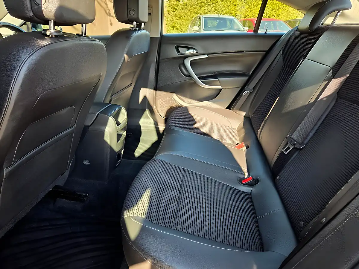 Used 2016 Vauxhall Insignia Tech Line Black - Interior and Exterior details 13