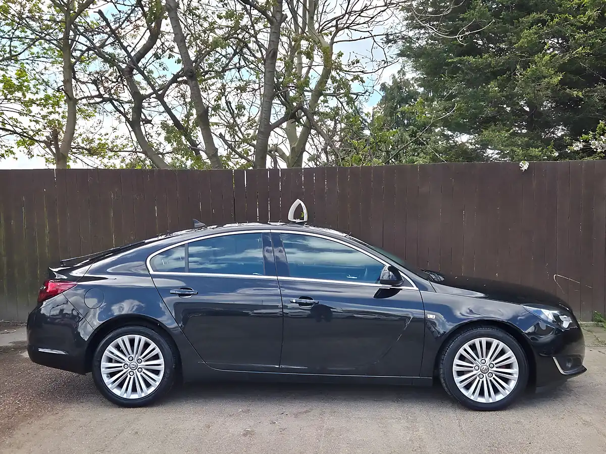 Used 2016 Vauxhall Insignia Tech Line Black - Interior and Exterior details 7
