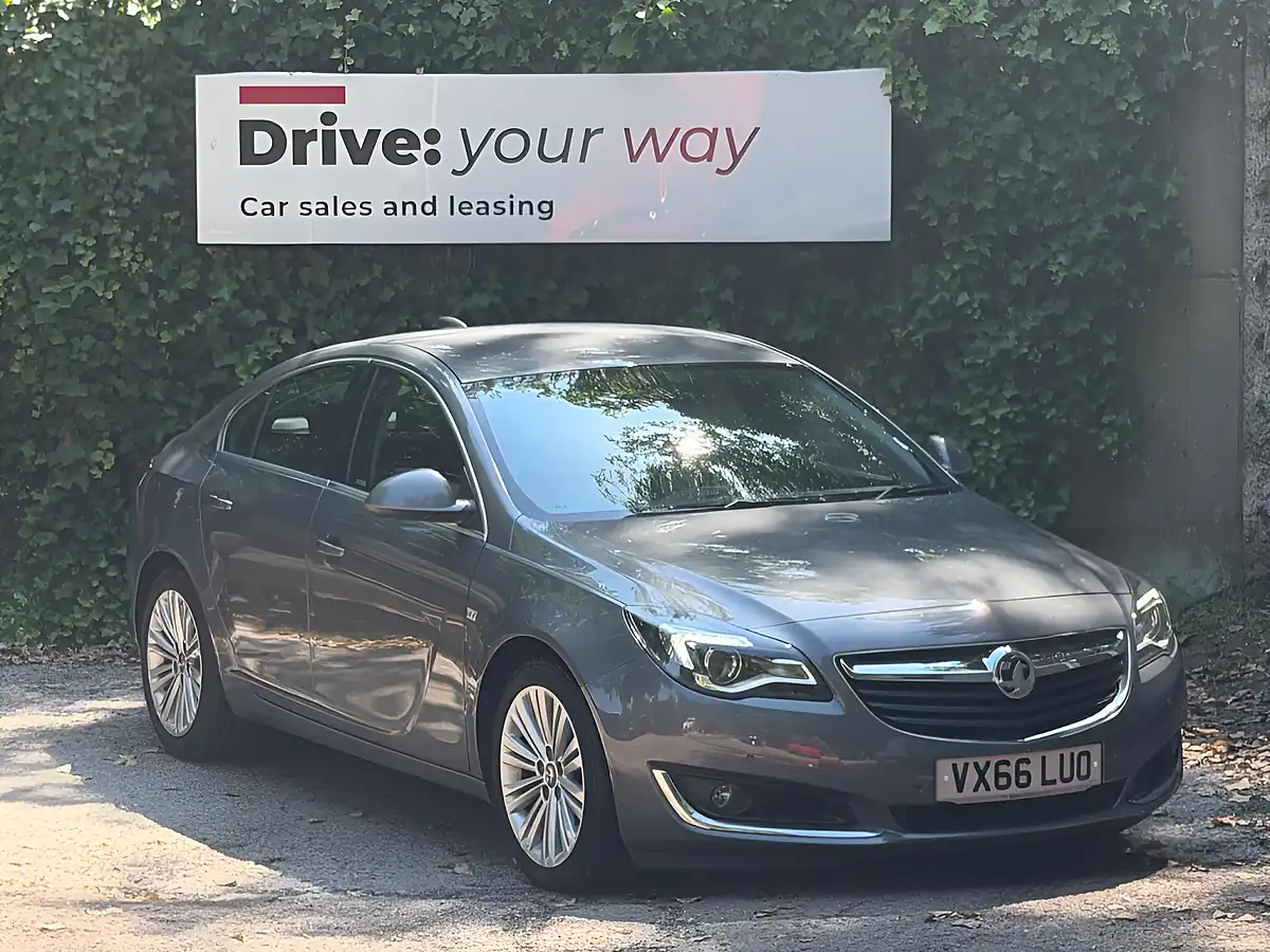 Used 2016 Vauxhall Insignia Tech Line Grey - Front View