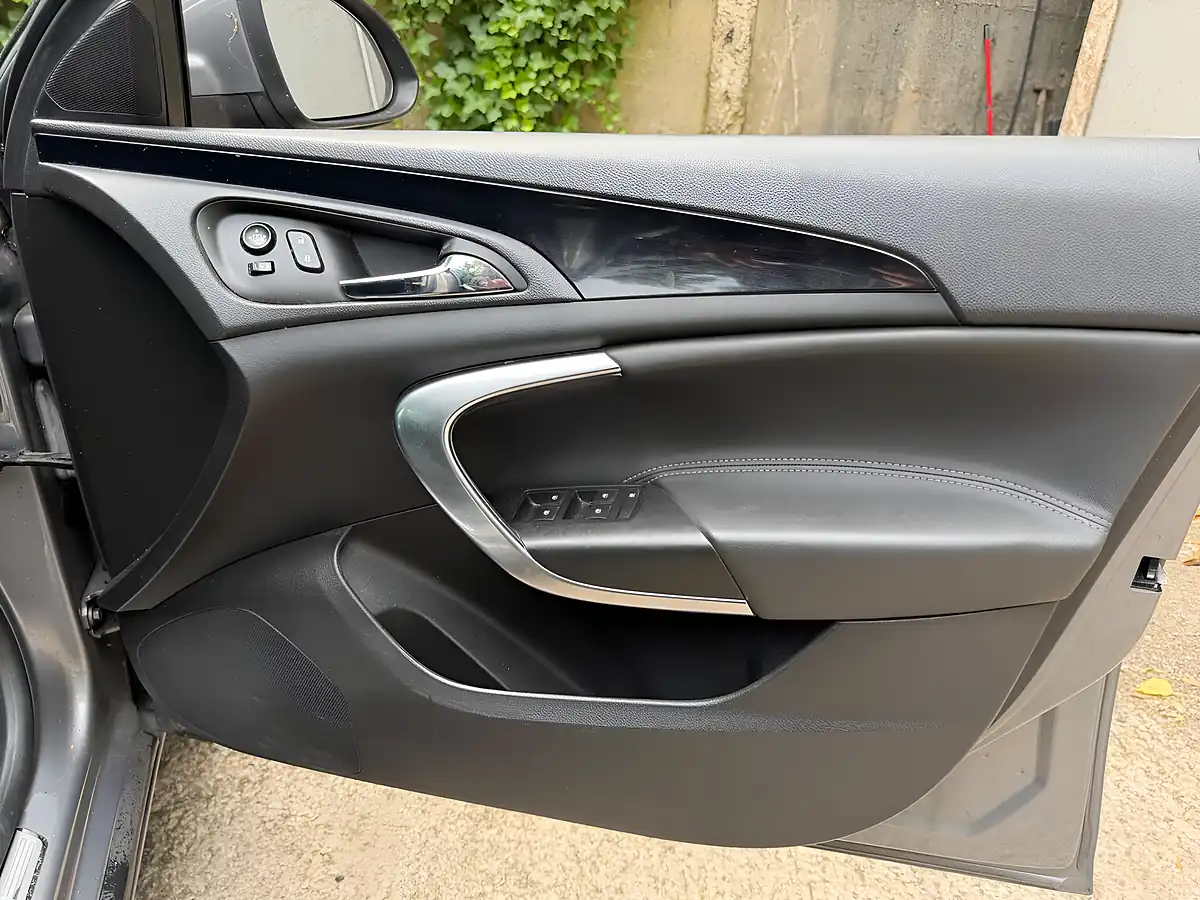 Used 2016 Vauxhall Insignia Tech Line Grey - Interior and Exterior details 13