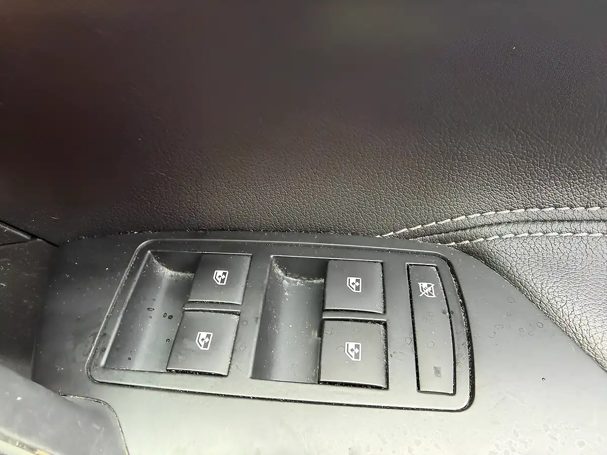 Used 2016 Vauxhall Insignia Tech Line Grey - Interior and Exterior details 20