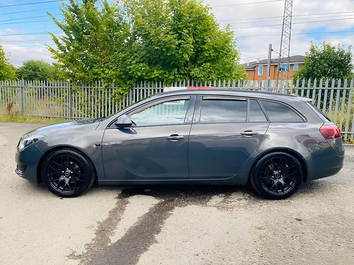 Used 2016 Vauxhall Insignia Tech Line Grey - Interior and Exterior details 10