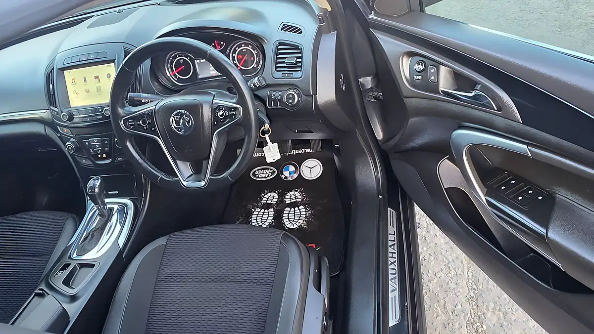Used 2016 Vauxhall Insignia Tech Line - Interior and Exterior details 13
