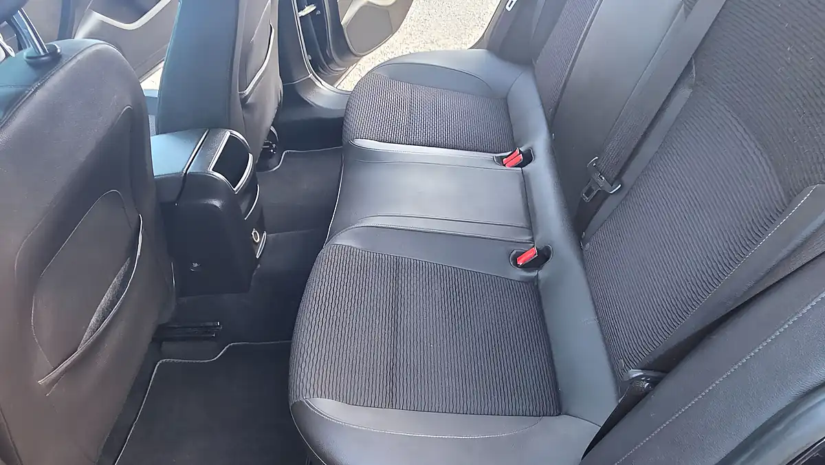 Used 2016 Vauxhall Insignia Tech Line - Interior and Exterior details 18